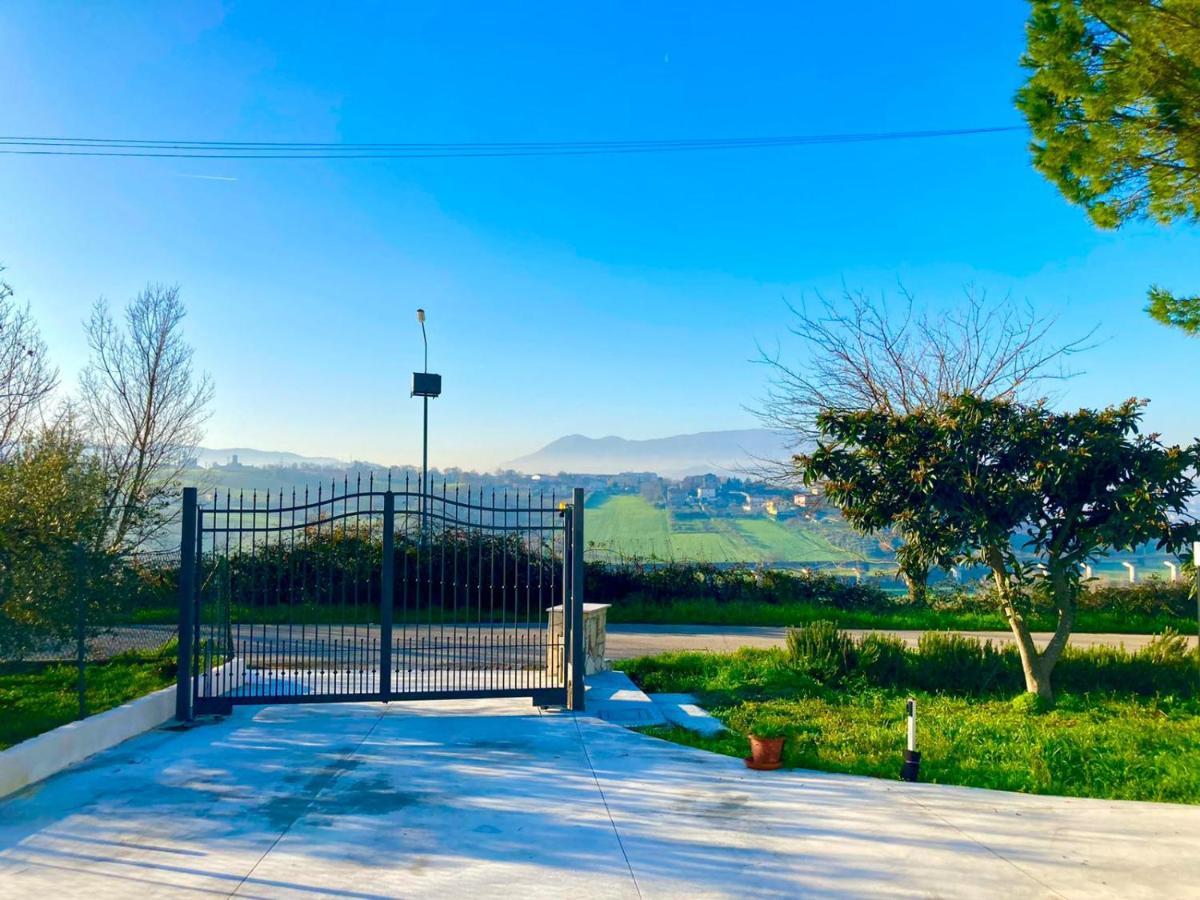 Gasthaus Tenuta Il Sogno Benevento Exterior foto